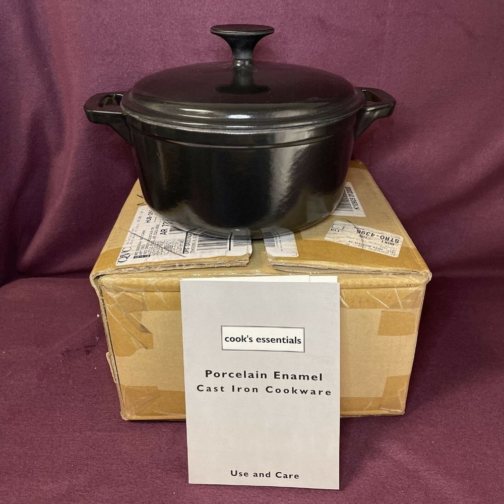 Technique Porcelain Enamel Cast Iron Roaster Dutch Oven Brand New 2 Qt. 9”x4”